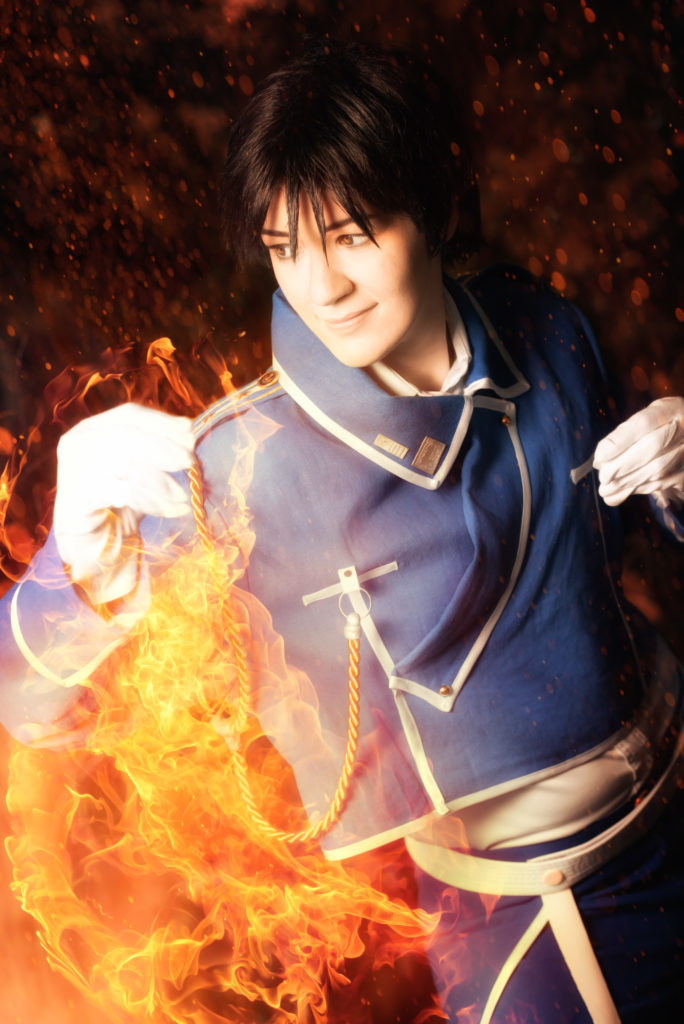 Roy Mustang Cosplay Wettergott