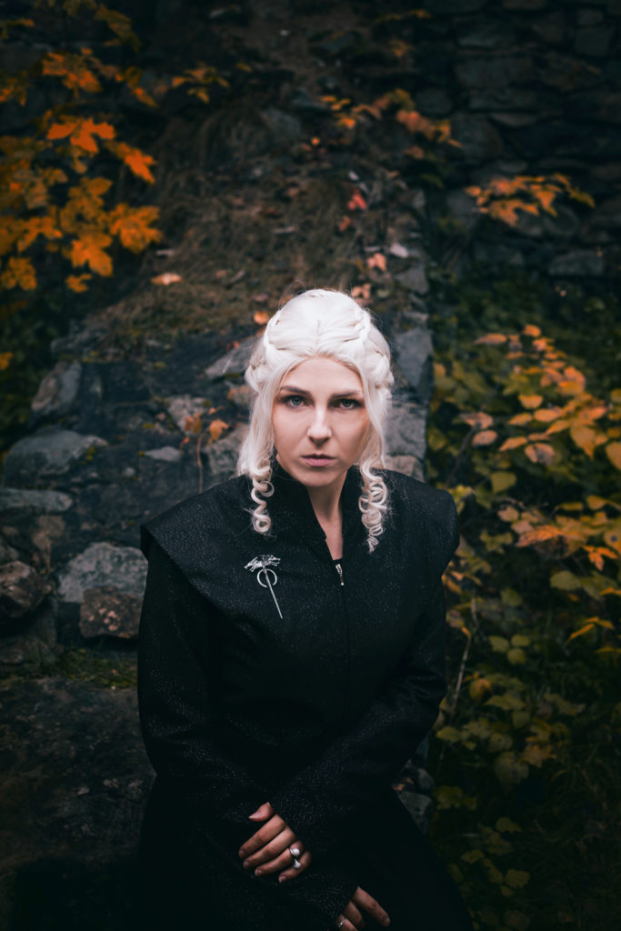 Daenery Targaryen Khaleesi Emilia Clarke Game of Thrones Cosplay SajaLyn