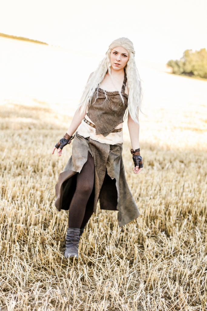 Daenery Targaryen Khaleesi Emilia Clarke Game of Thrones Cosplay SajaLyn
