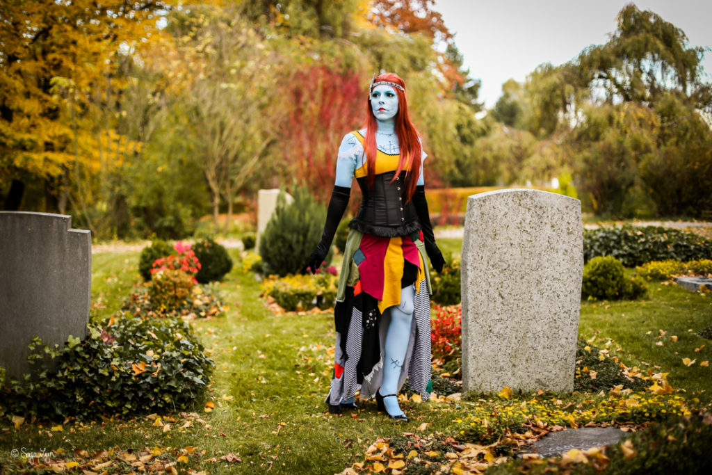 Cosplayer als Sally (The Nightmare Before Christmas)