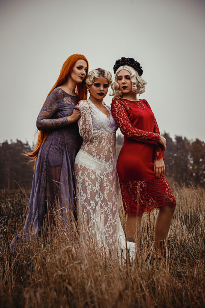 SajaLyn Cosplay Sabrina CAOS Chilling Adventures of Sabrina Lupercalia