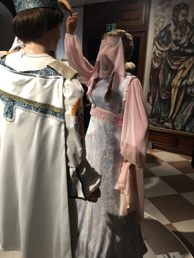Aschenbrödel Kostüm Ballkleid SajaLyn Cosplay