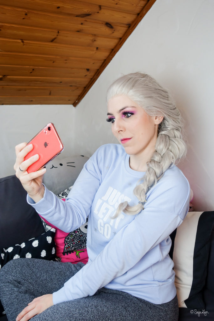 Elsa Cosplay Selfie Ralph Breaks The Internet