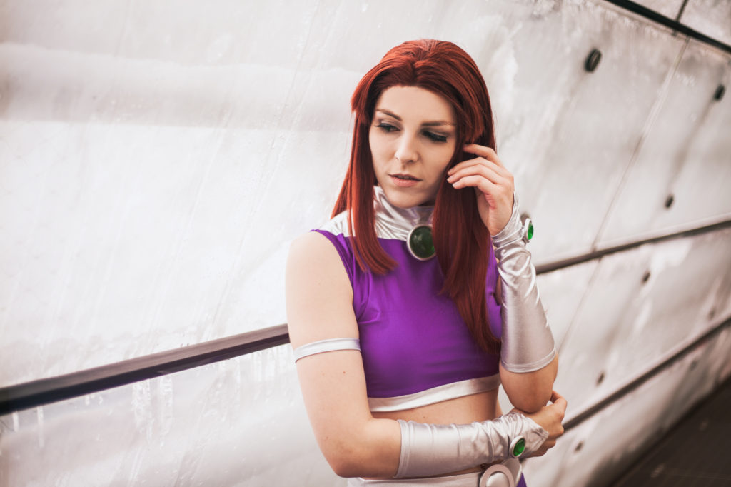 Starfire Cosplay SajaLyn Teen Titans DC Comics