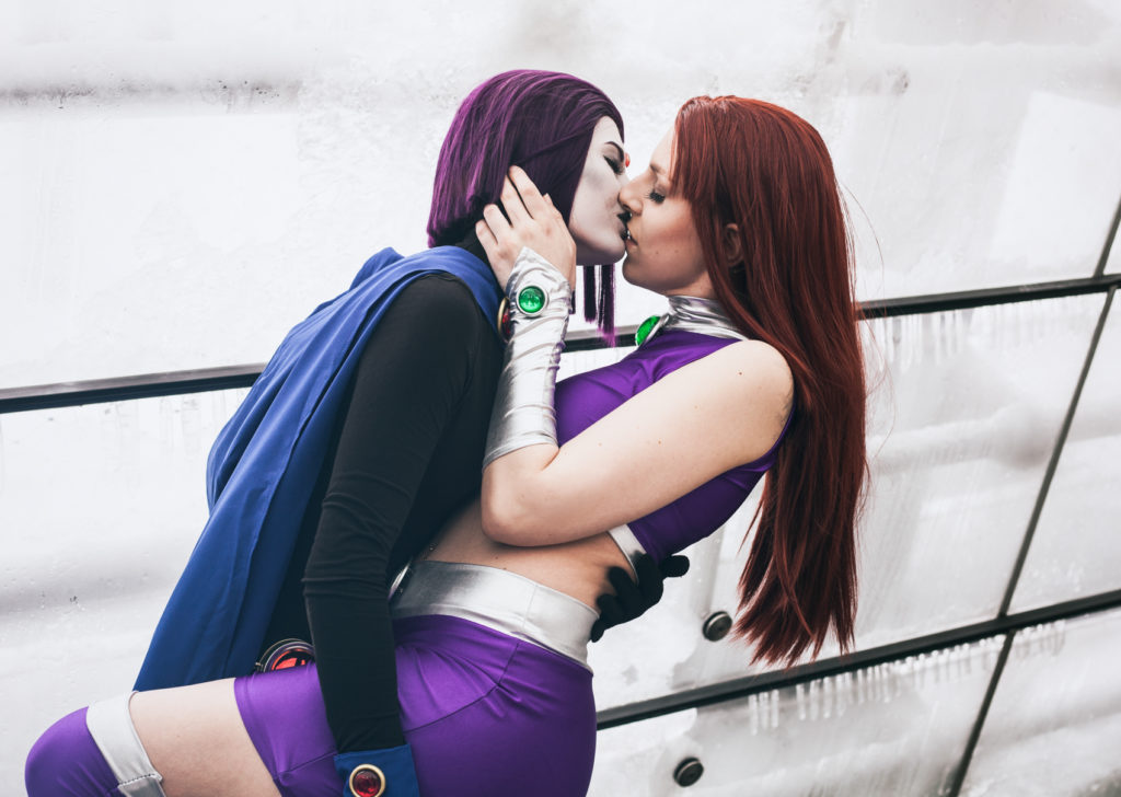 SajaLyn Cosplay Starfire Raven Teen Titans