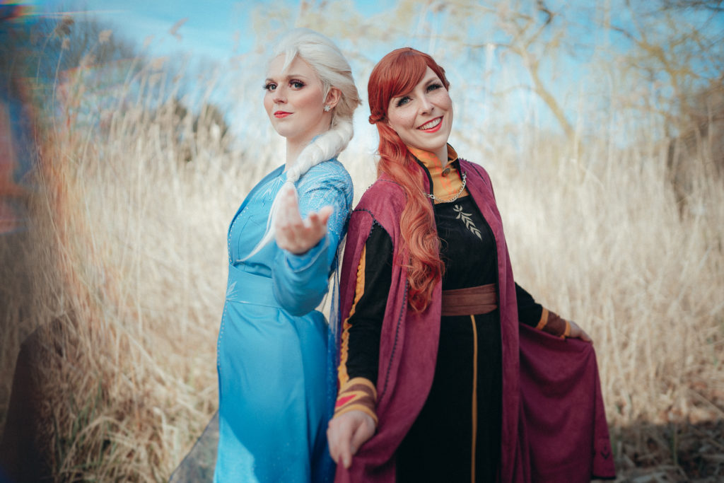 Frozen Eiskönigin Disney Cosplay Anna Elsa SajaLyn